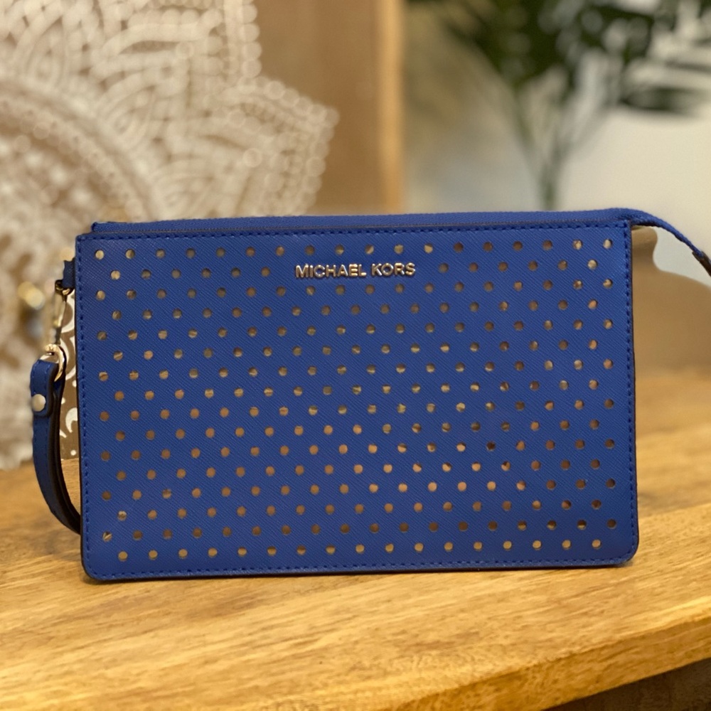 Michael Kors wristlet